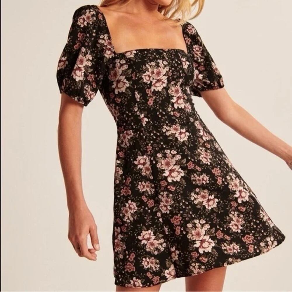 [Abercrombie & Fitch] Black Floral Square Neck Puff Sleeve Mini Dress Size XLP